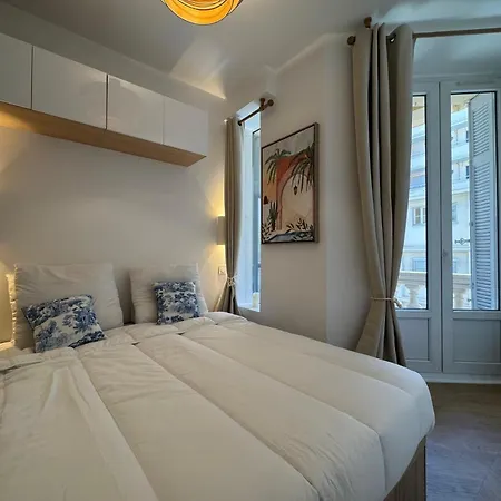 Quai Prestige - Central, Balcon, Neuf, Proche Palais&plage, Clim Apartman